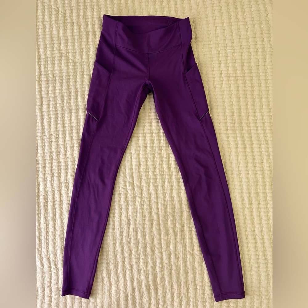 Lululemon Wunder train high rise tight with pockets maroon Size 4